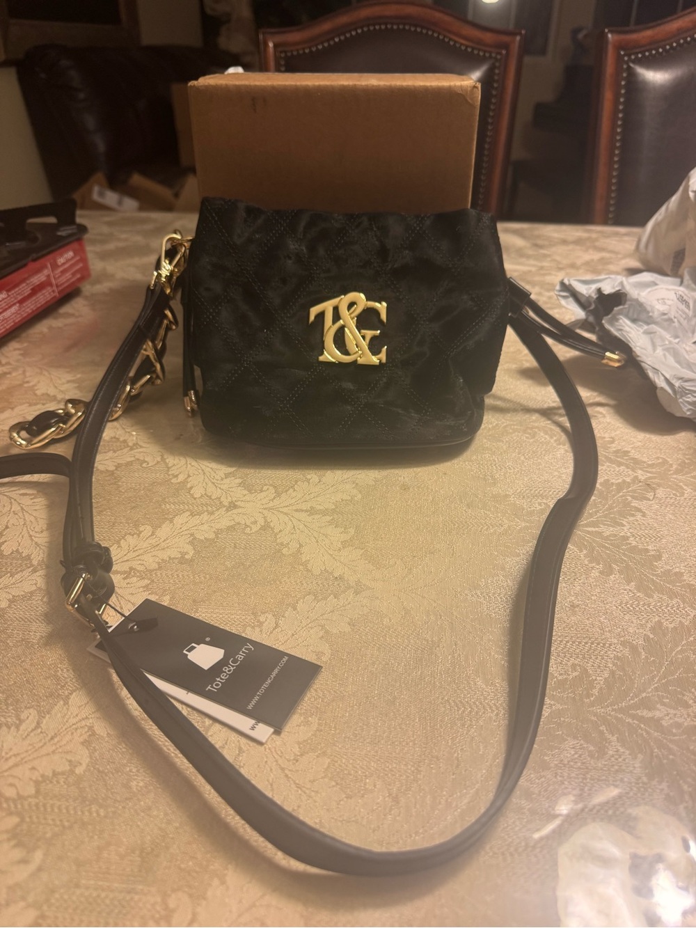 NWT Tote & Carry Black Quilted Suede Velvet Bucket Bag Crossbody Handbag